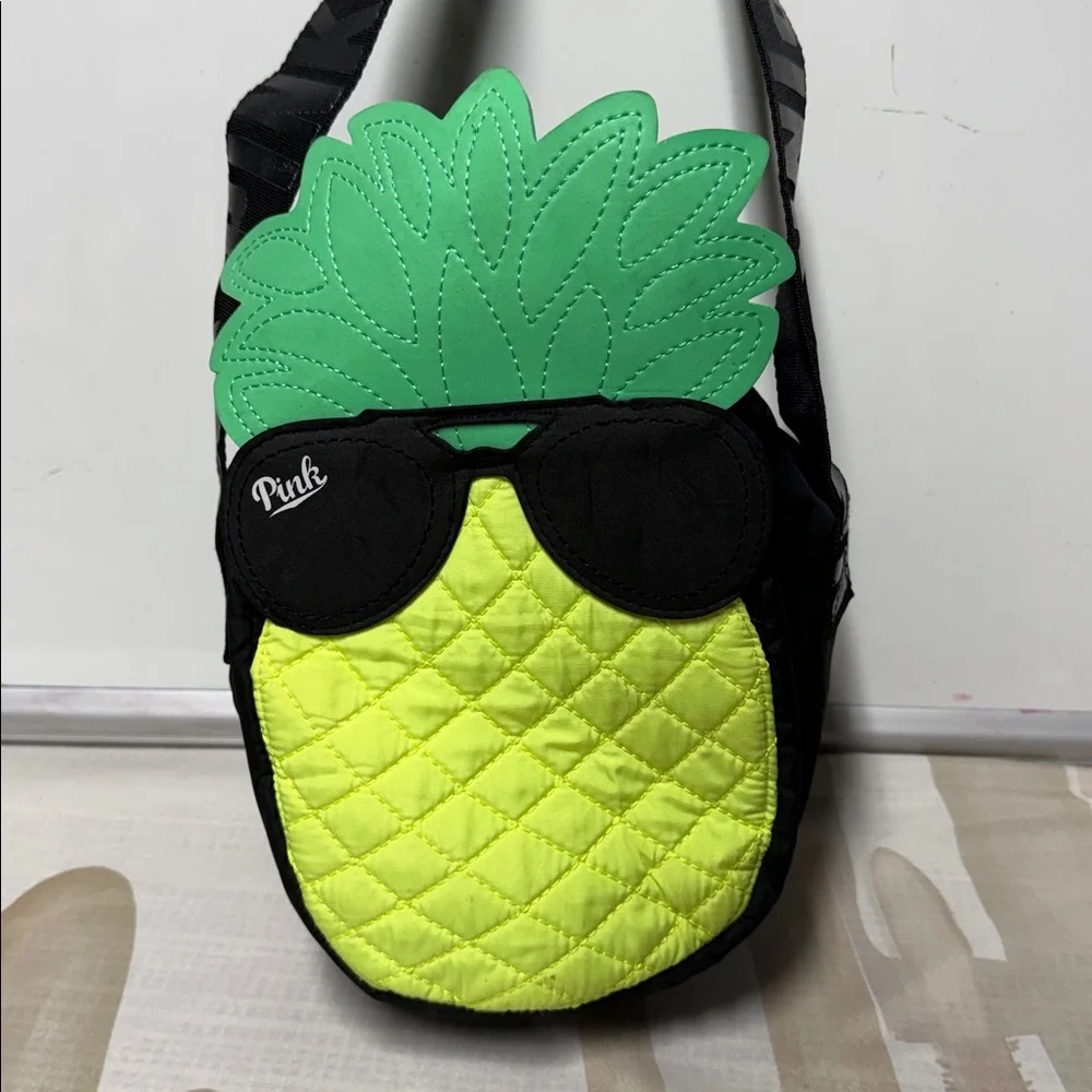 Victoria's Secret PINK insulated pineapple cooler bag black shoulder lunch box